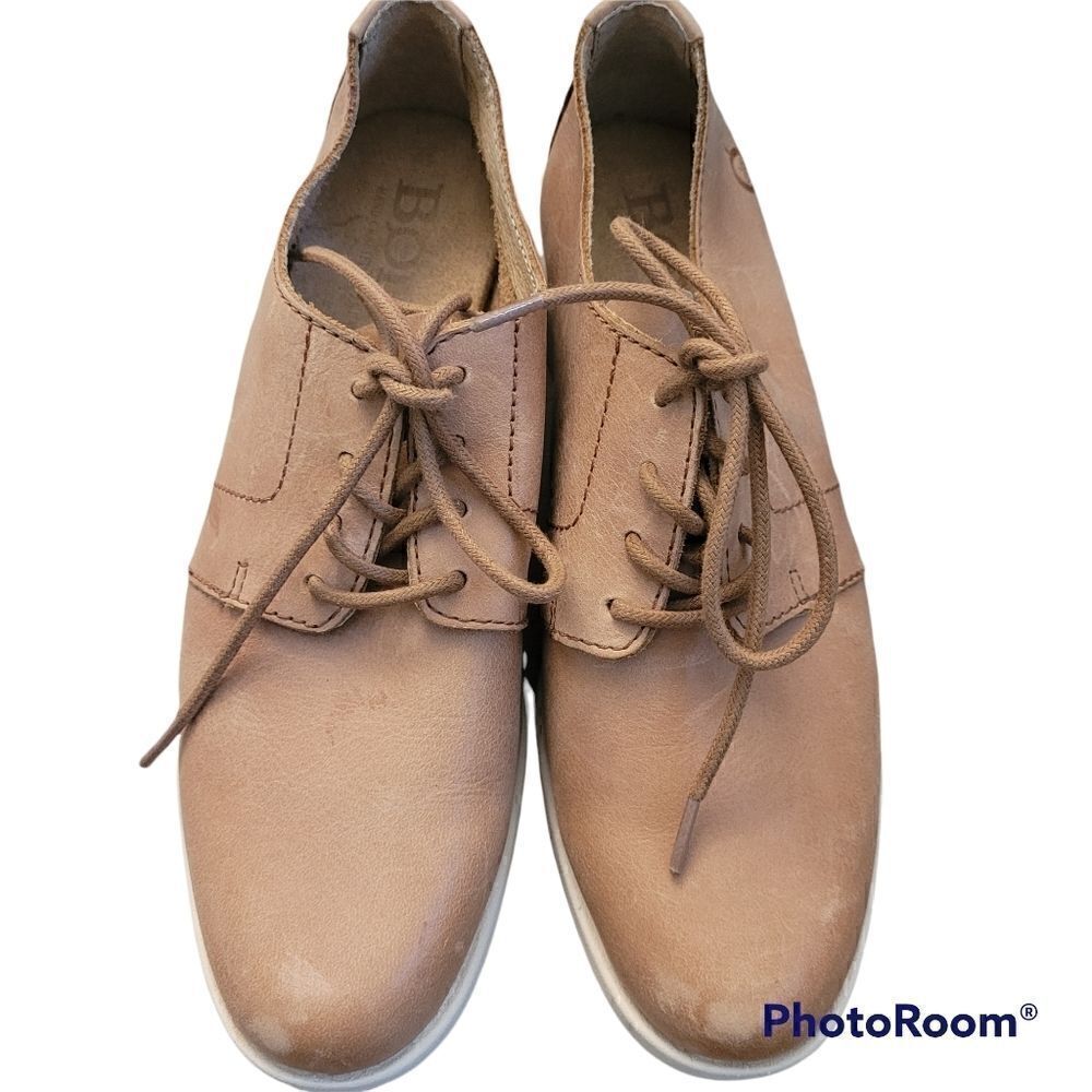 Born nubuck leather Oxford lace up shoes